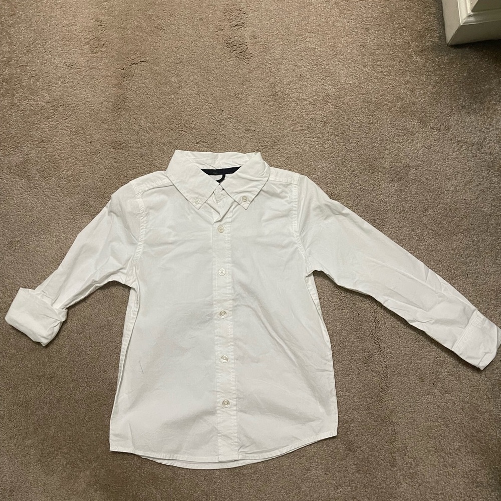 Osh kosh B’gosh white button down new with tags kids size 6